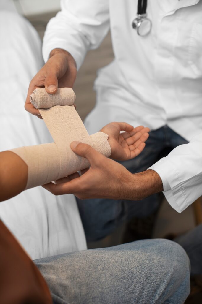 Gesso ortopédico sintético: quando ele deve substituir o gesso tradicional?